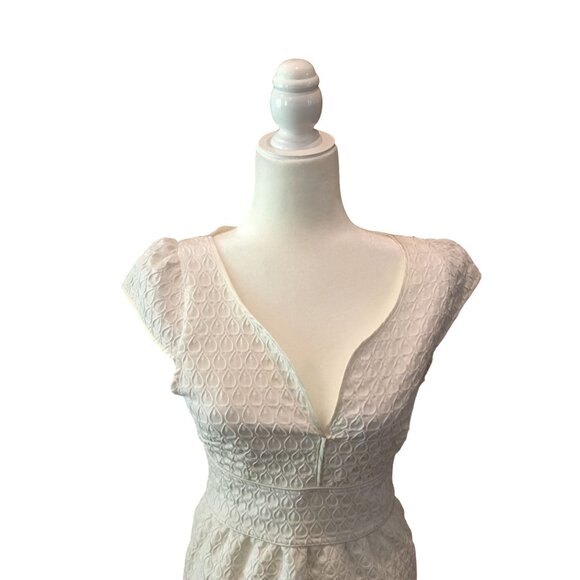 White Miami Textured Cap Sleeve Mini Dress V-Neck Size S - Picture 2 of 8